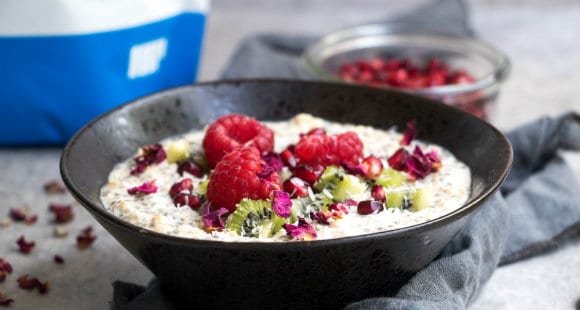 berry protein oats
