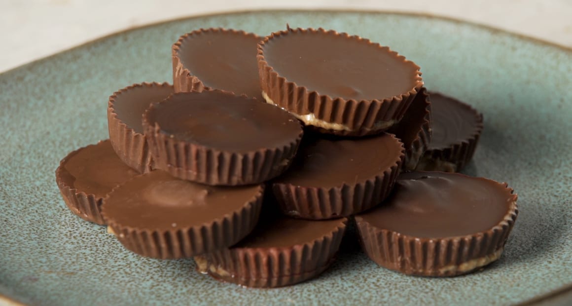These Healthy Peanut Butter Cups Are Everything You Need To Stick To Your Diet