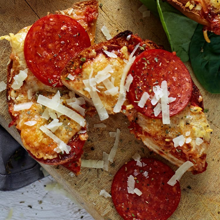 pizza bagel