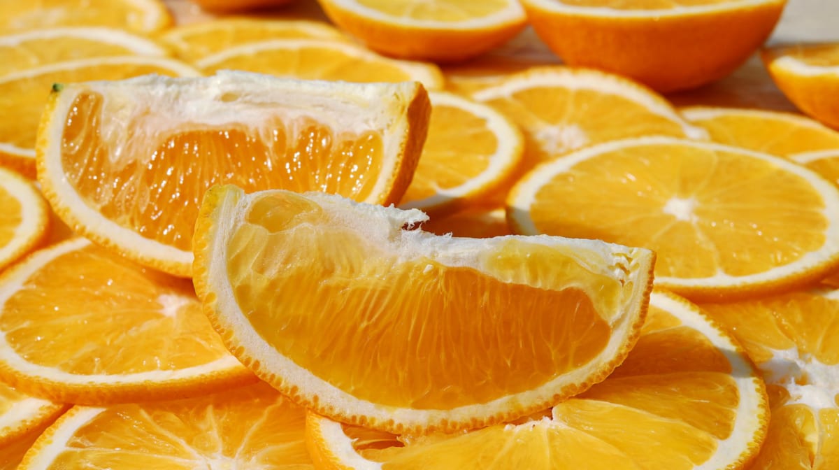 slice of oranges vitamin c improve circulation