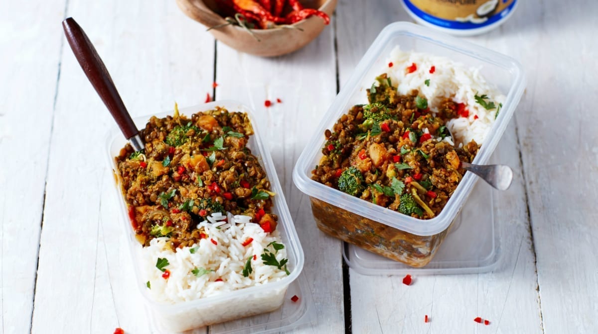 One-Pot Lentil Dahl & Homemade Naan | Easy Vegan Meal Prep