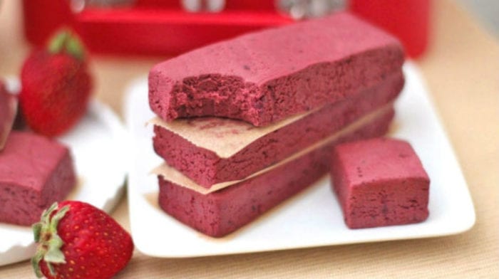 4-Ingredient Strawberry Cream Soy Protein Bars