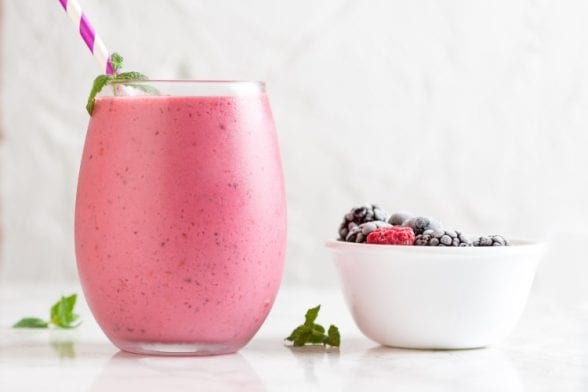 Thewhey Protein Shake | Post-Workout Strawberry-Mint Shake