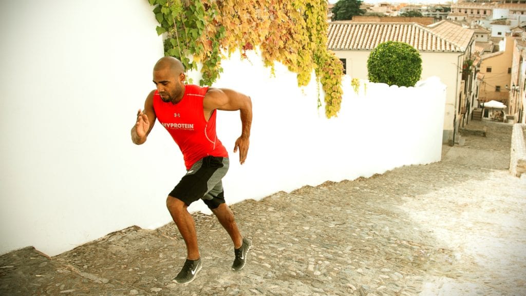 a magas vérnyomásban futás előnyei