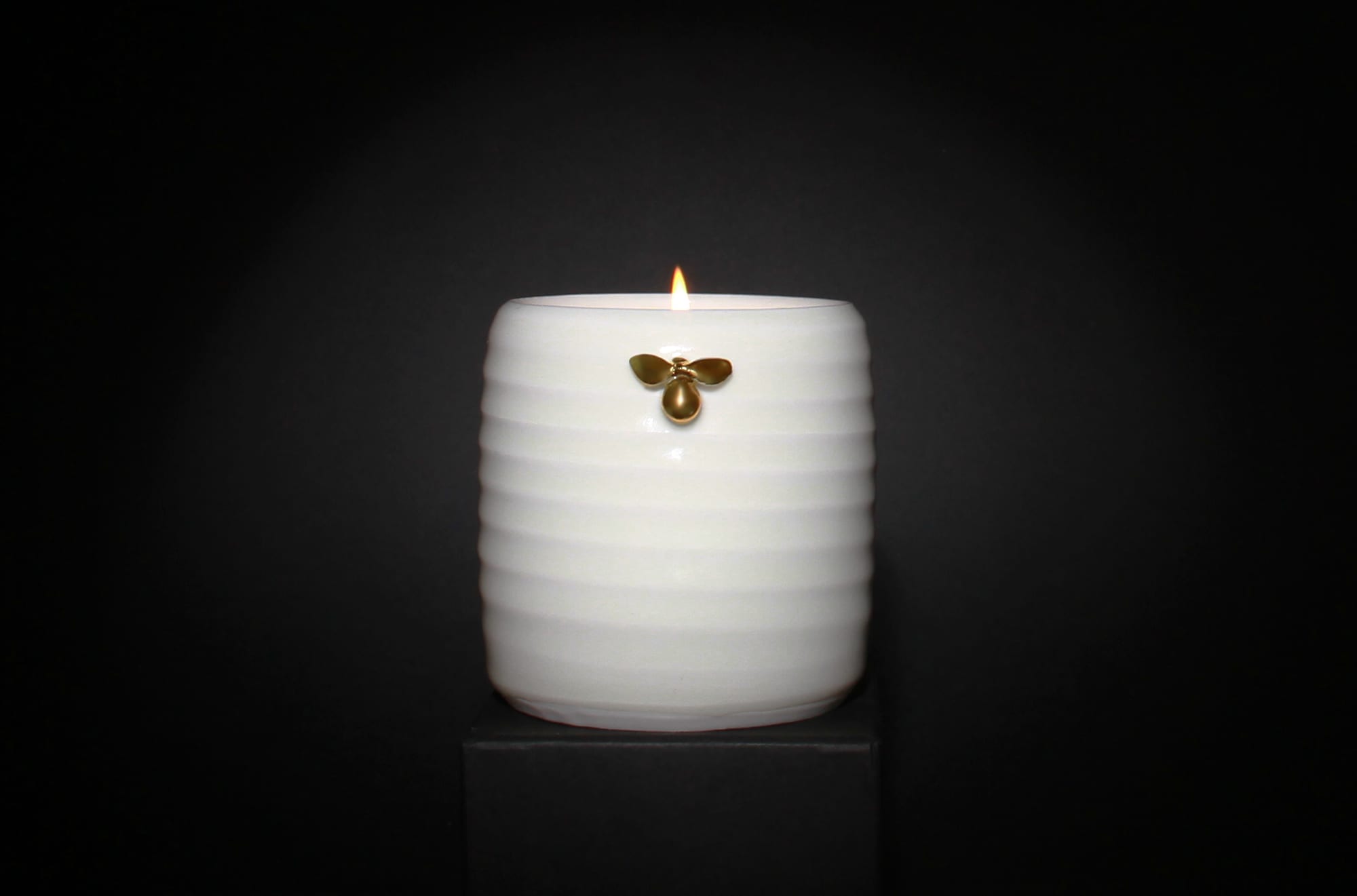 In The Spotlight: Willow & Honey Bee Candle