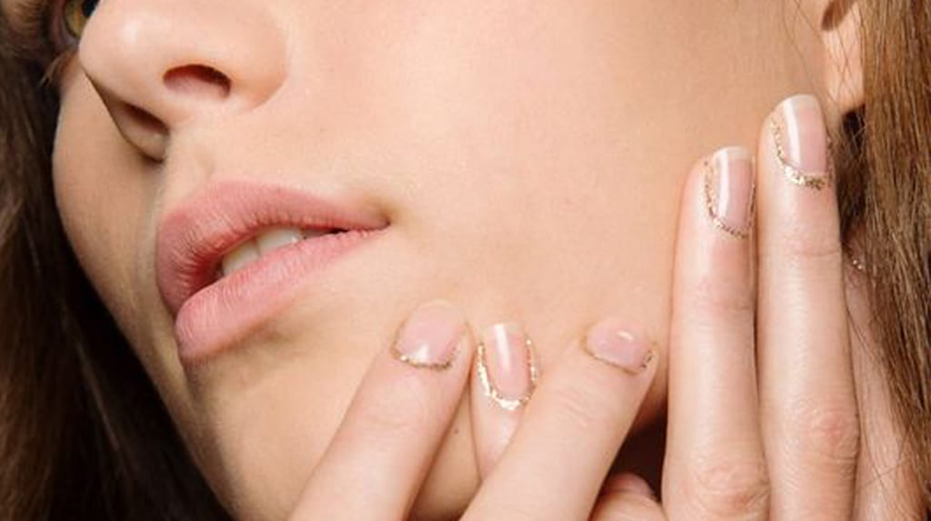 7. Glitter Cuticle Nails - wide 10