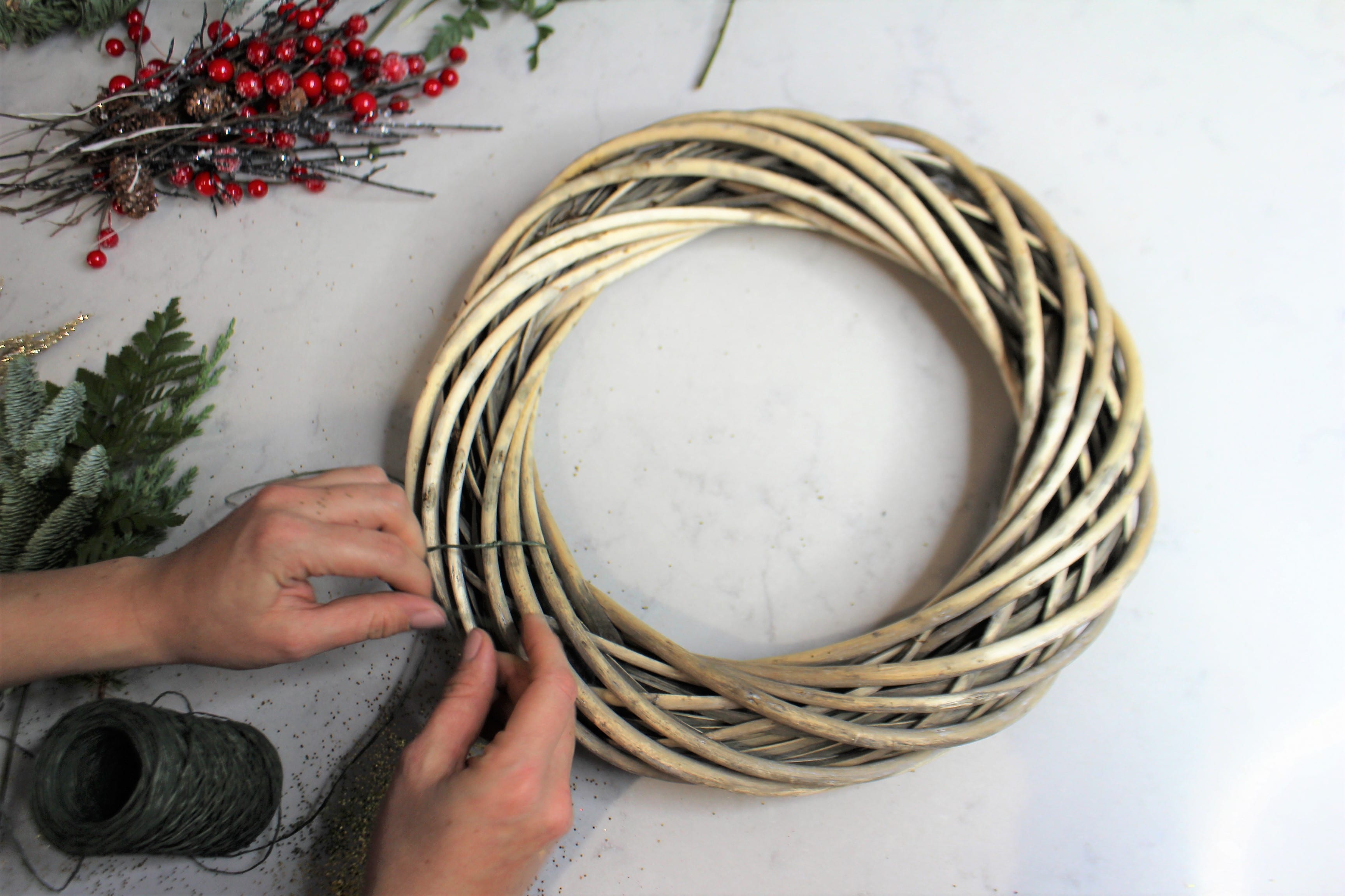 Make A Christmas Wreath GLOSSYBOX