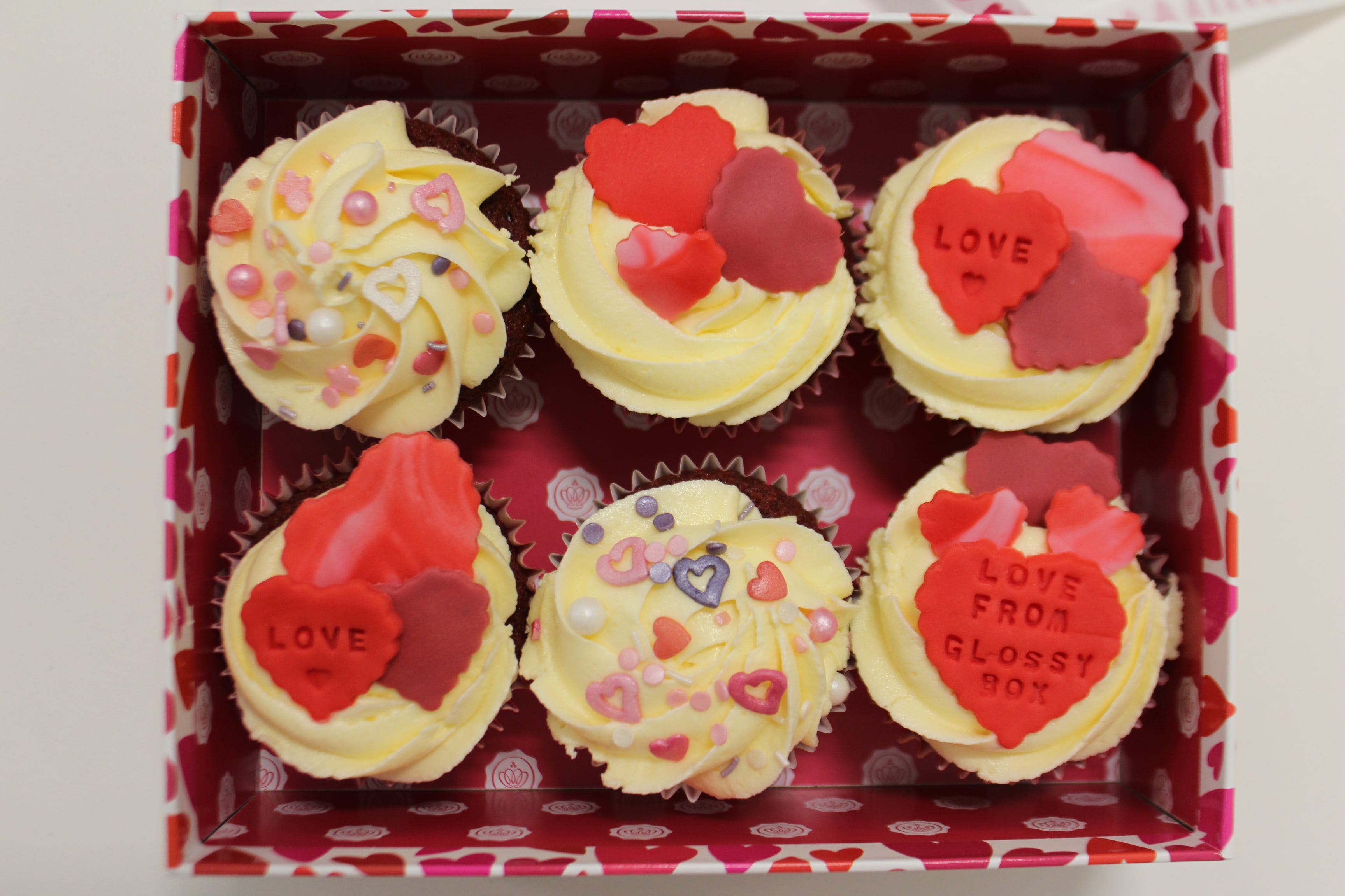 Easy Love-Themed Red Velvet Cupcakes Tutorial