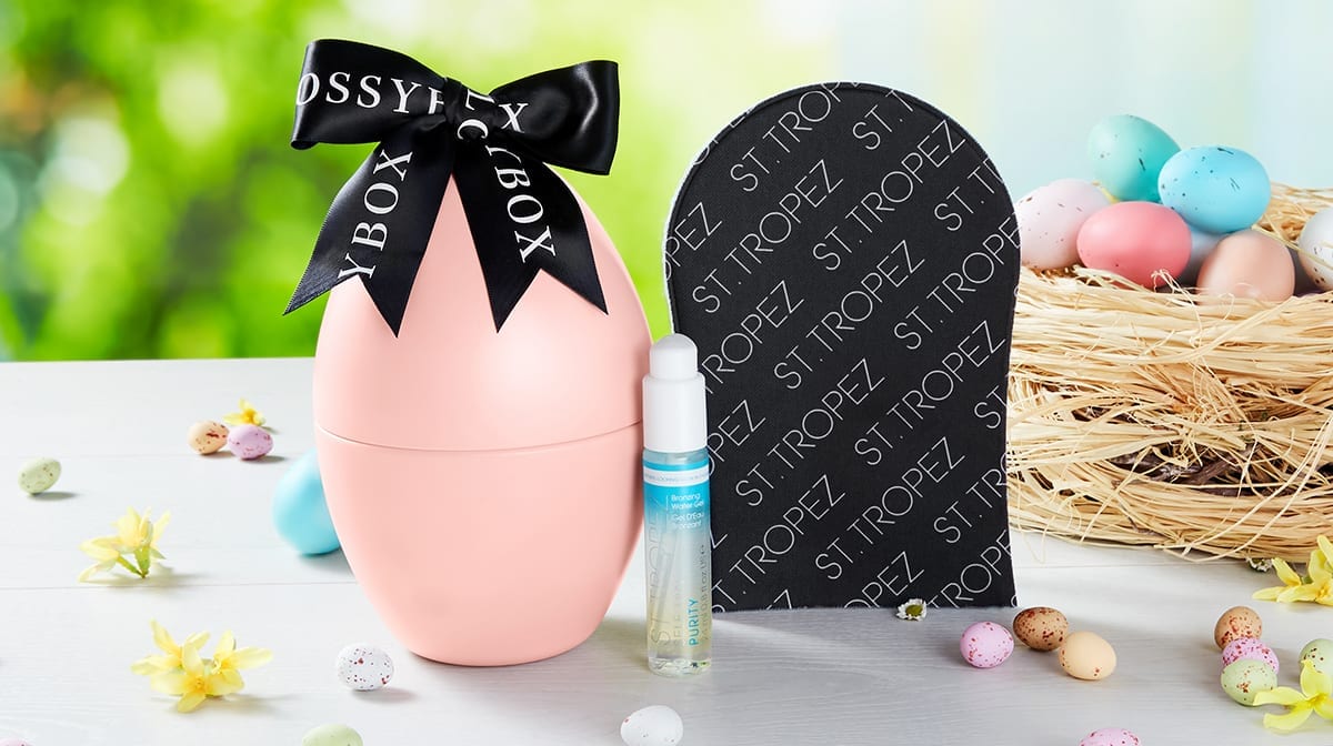 Limited Edition Easter Egg: St. Tropez Tanning Gel And Applicator Mitt