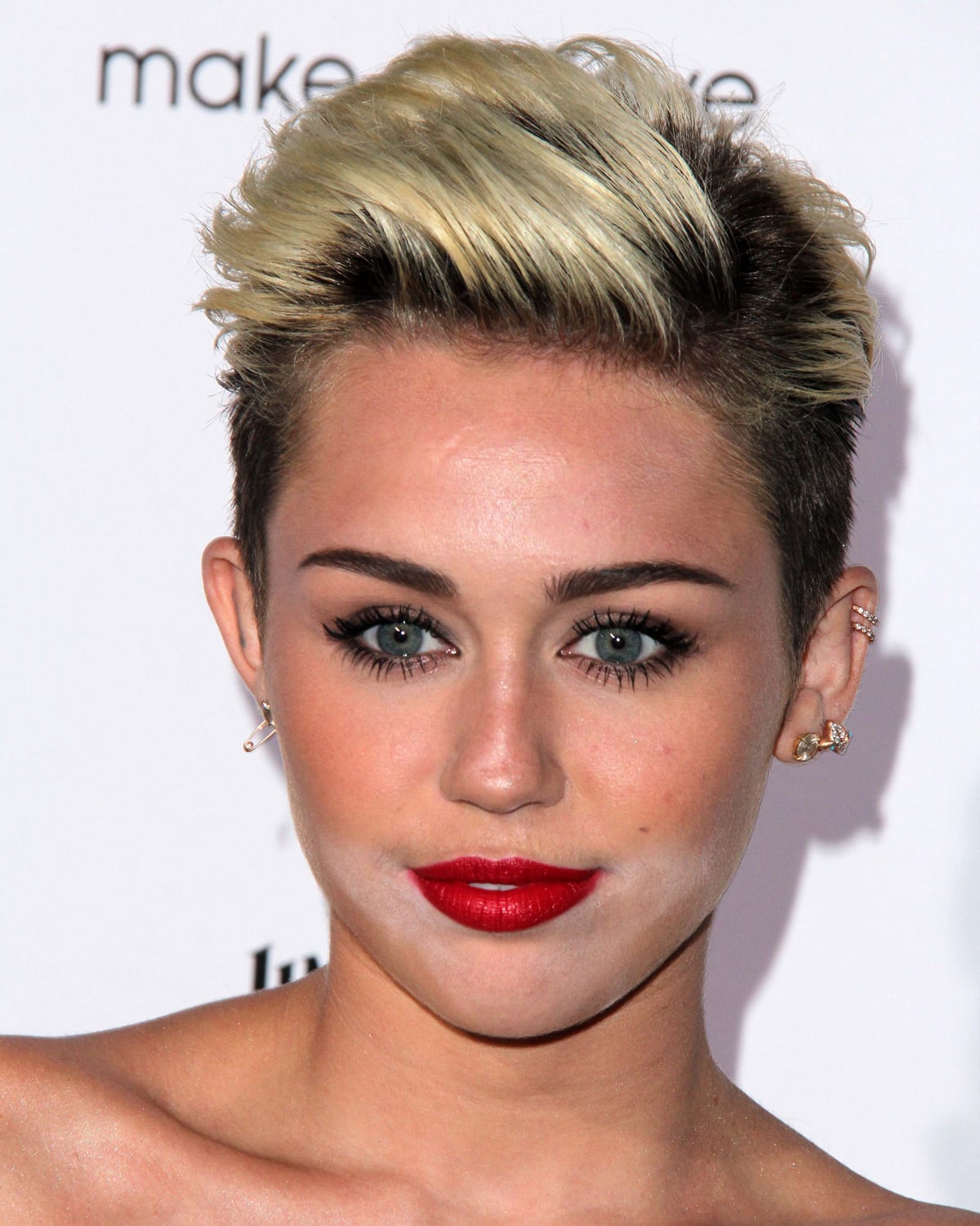 shutterstock_Miley Cyrus
