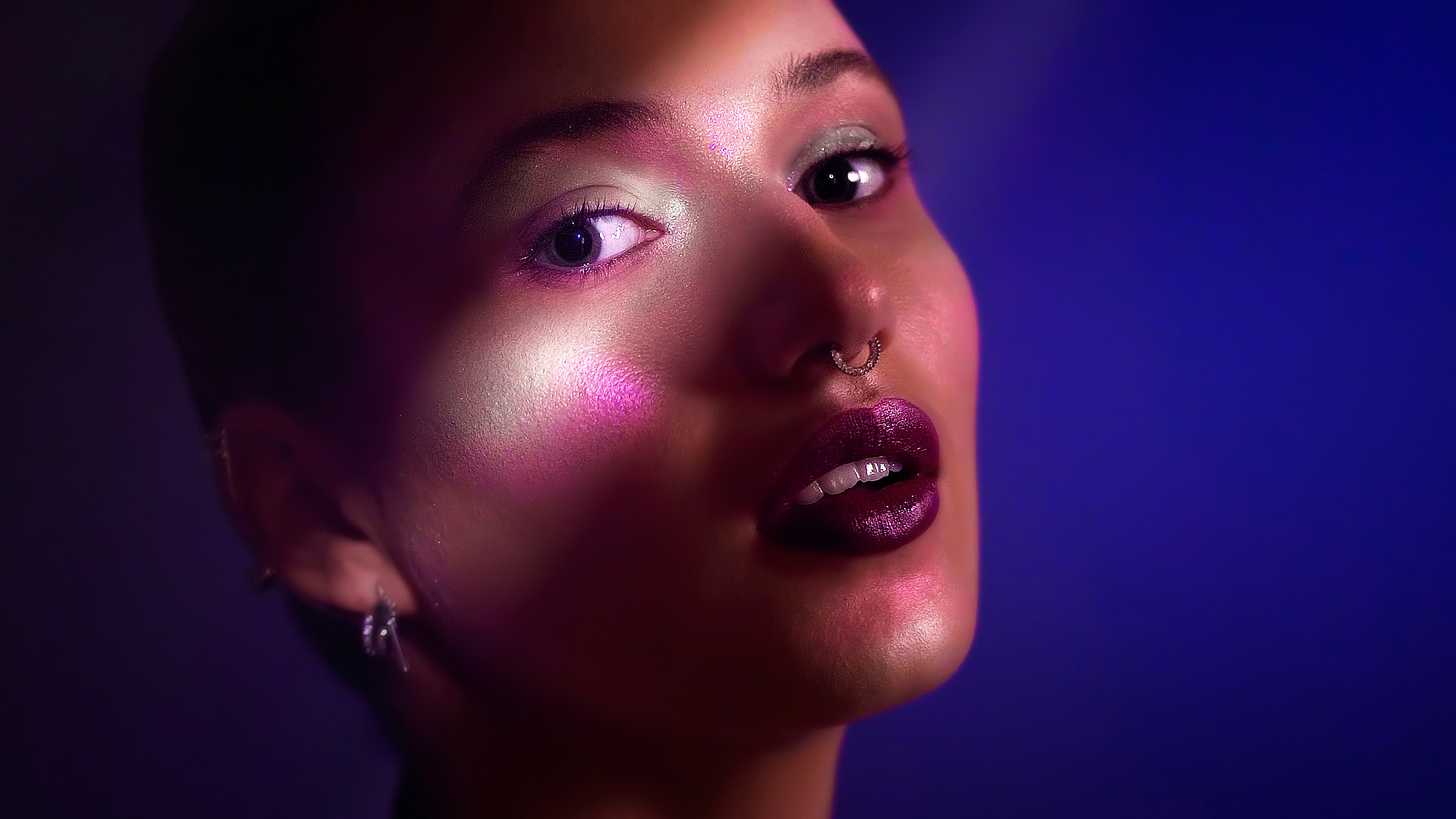 How To Apply Highlighter: An Illamasqua Guide | Illamasqua