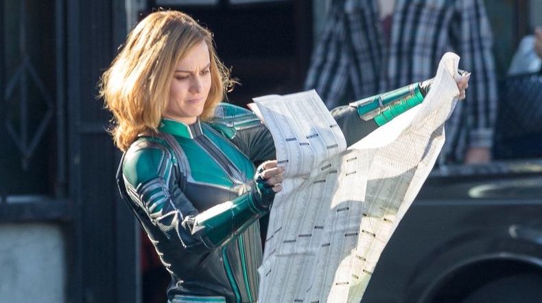 Captain Marvel jouée par l'acrtice Brie Larson sur le tournage du film qui sort en mars 2019 avant les Avengers 4