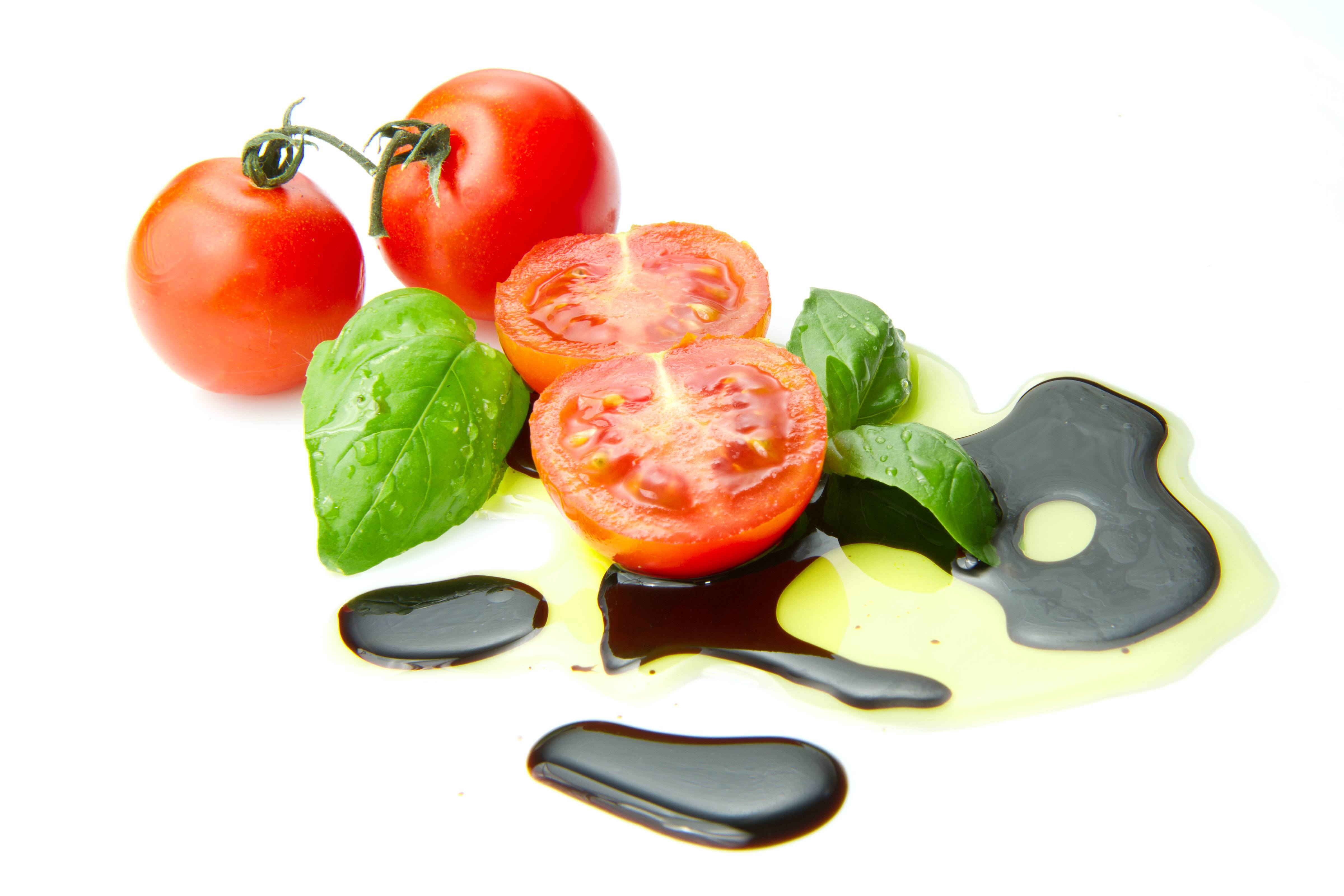 Fresh tomato with balsamic vinegar, why does healthy food taste so nasty