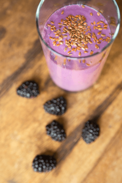 IdealShape Blackberry Meal Replacement Smoothie