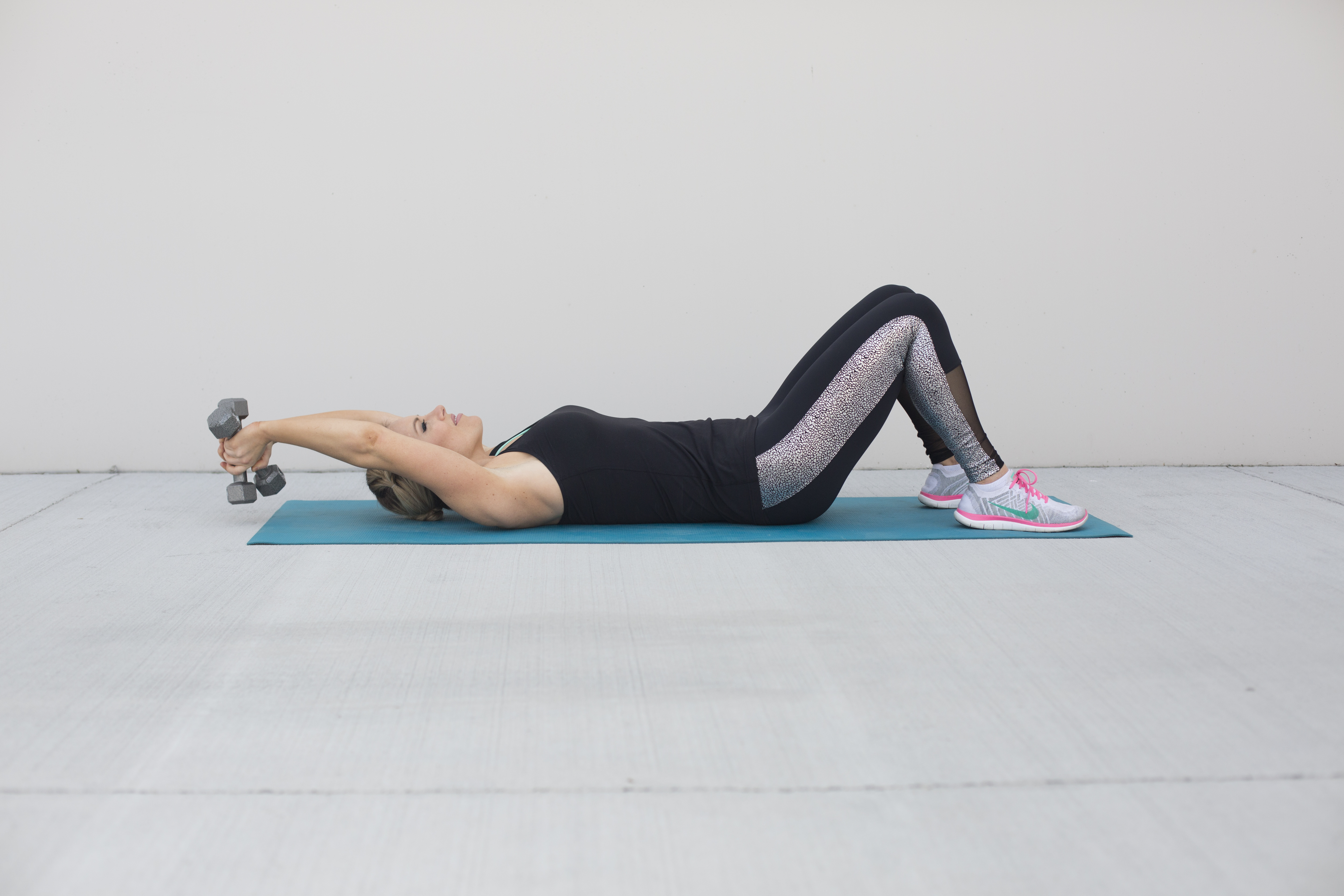 floor pullover exercise