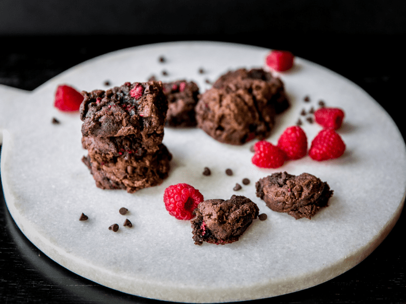 Healthy, high-protein raspberry cookies