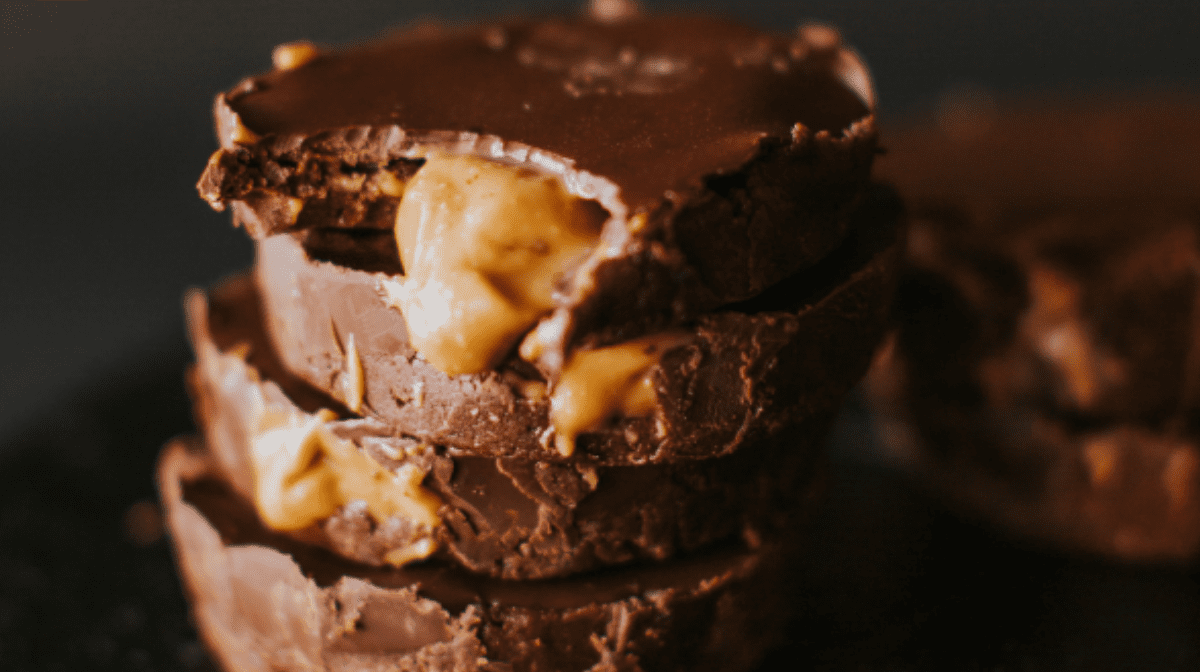 5 Amazing Chocolate Peanut Butter Protein Recipes