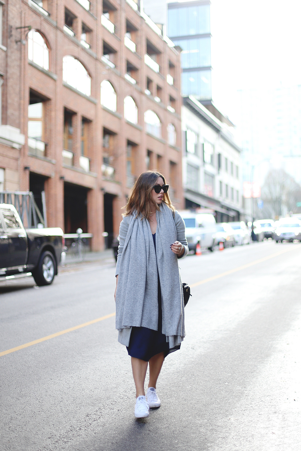 how-to-wear-monotrainers