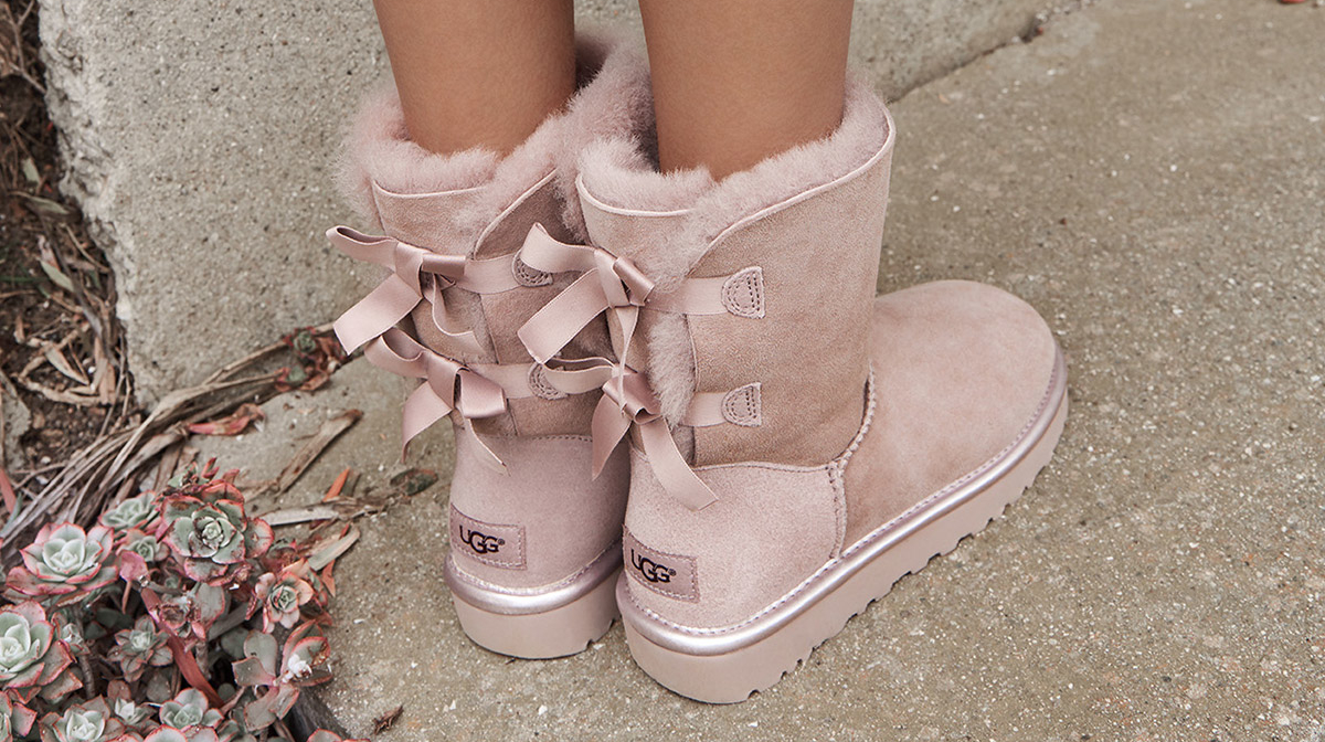 how to clean pink ugg boots