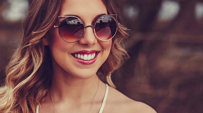 5 70s hair & beauty trends you can recreate