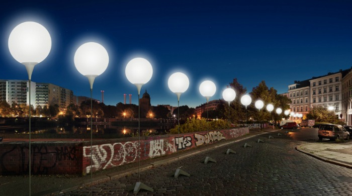 The Berlin Wall installation by Christopher Bauder.