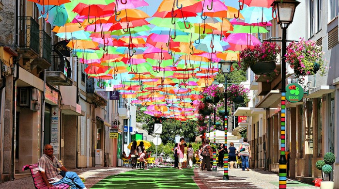 The umbrella installation designed by Studio Ivotavares.