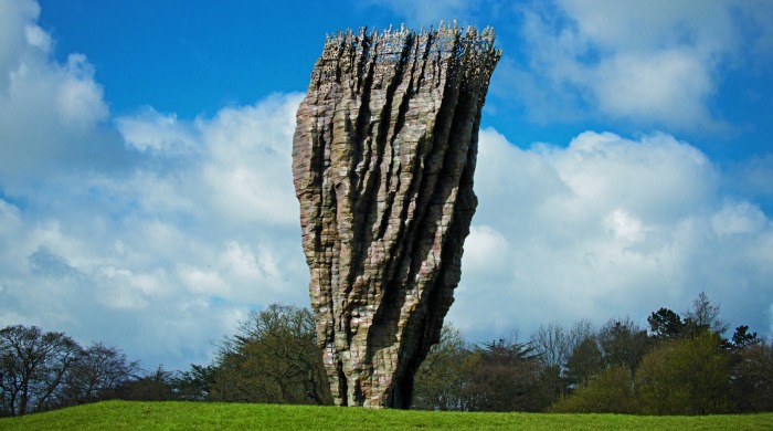 A large stone sculpture at the Yorkshire Scupture Park Museum.