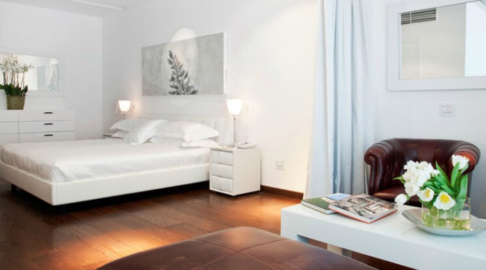 A room in Hotel Magna Pars Suites, Milan.