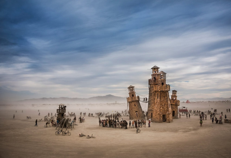 Black Rock Lighthouse Service at Burning Man, Nevada, USA, photographed by Tom Stahl