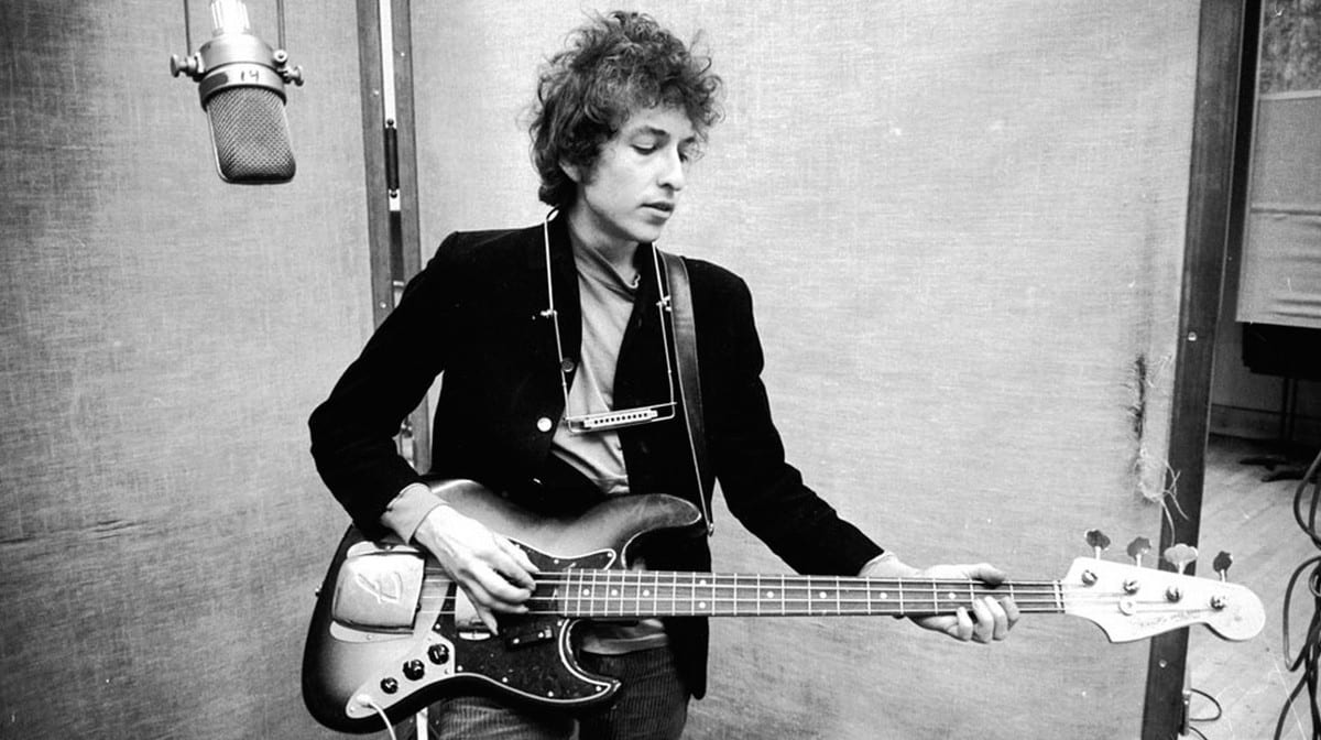 Bob Dylan Awarded Nobel Prize