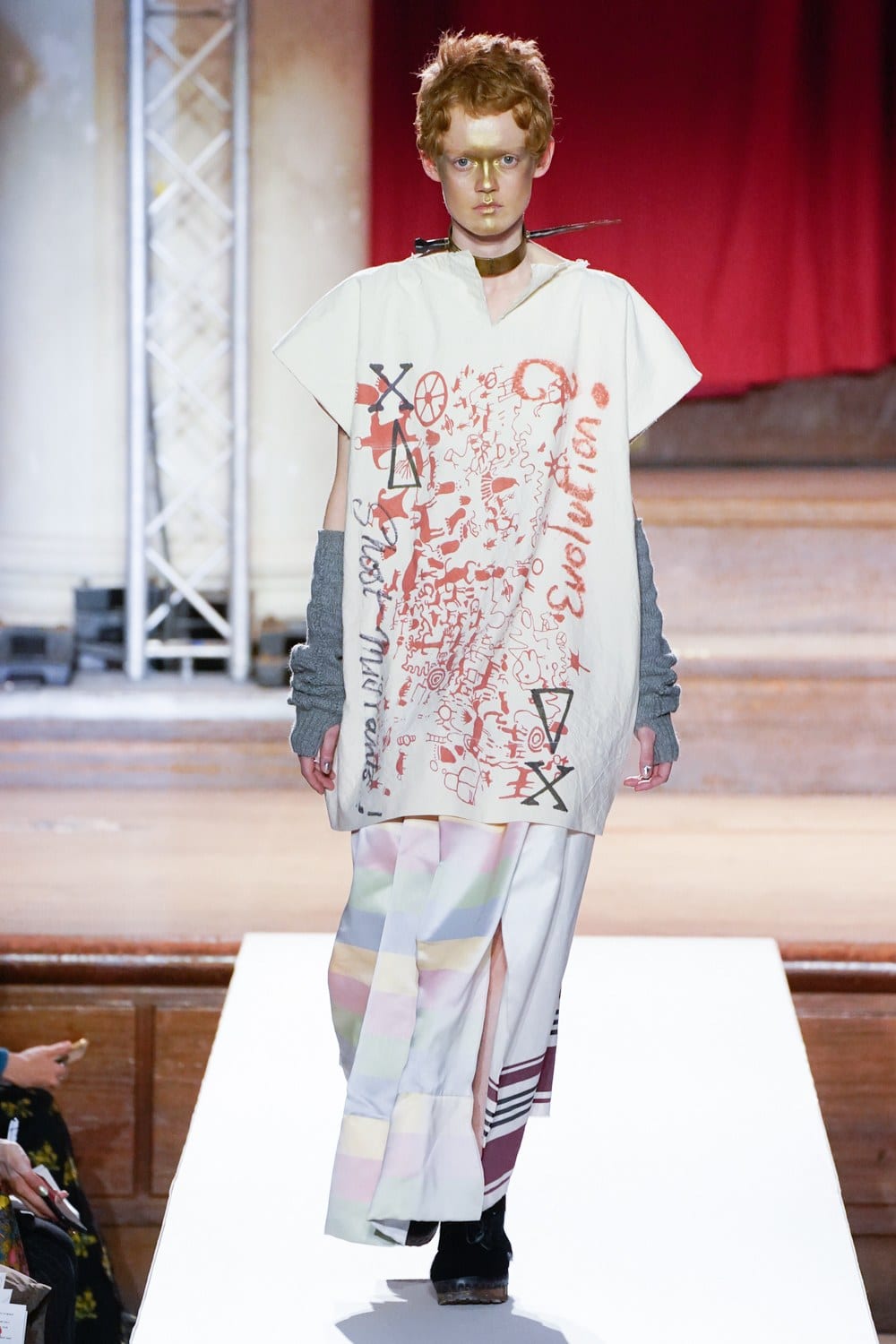 Vivienne Westwood protests climate change with Homo Loquax show at London  Fashion Week